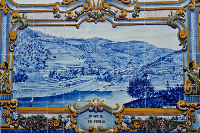 Azulejos de Portugal en la estación de tren de Pinhao