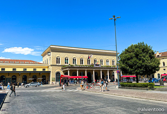 estación de tren de Bolonia