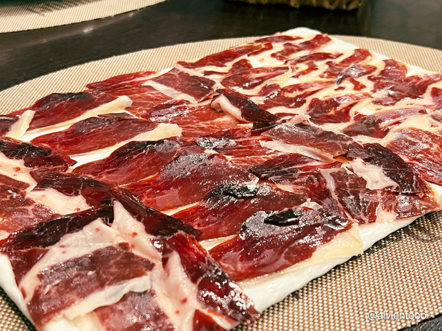 comer jamón en caceres 