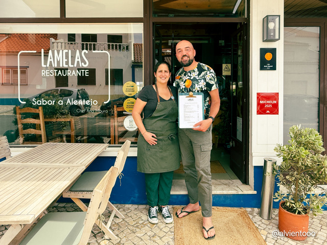 Ana Moura cocina de Lamelas en Porto Covo