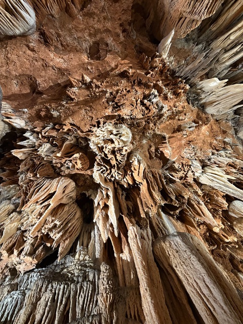 cuevas de valporquero